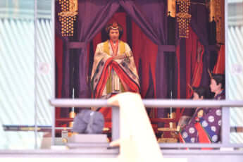 即位の礼正殿の儀より