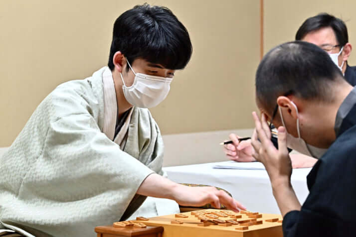 粟野さん棋王戦1