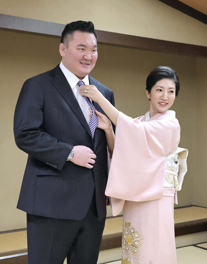 宮城野親方、紗代子夫人