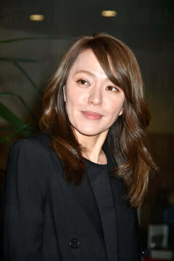 23年7号グラビア 今井絵理子_9