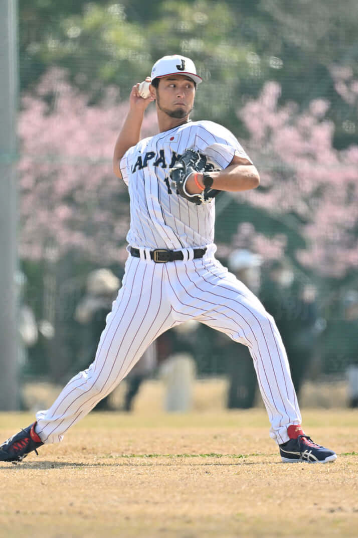 23年8号グラビア WBC（ダルビッシュ有）_5