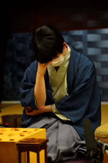 粟野さん棋王戦第3局_1