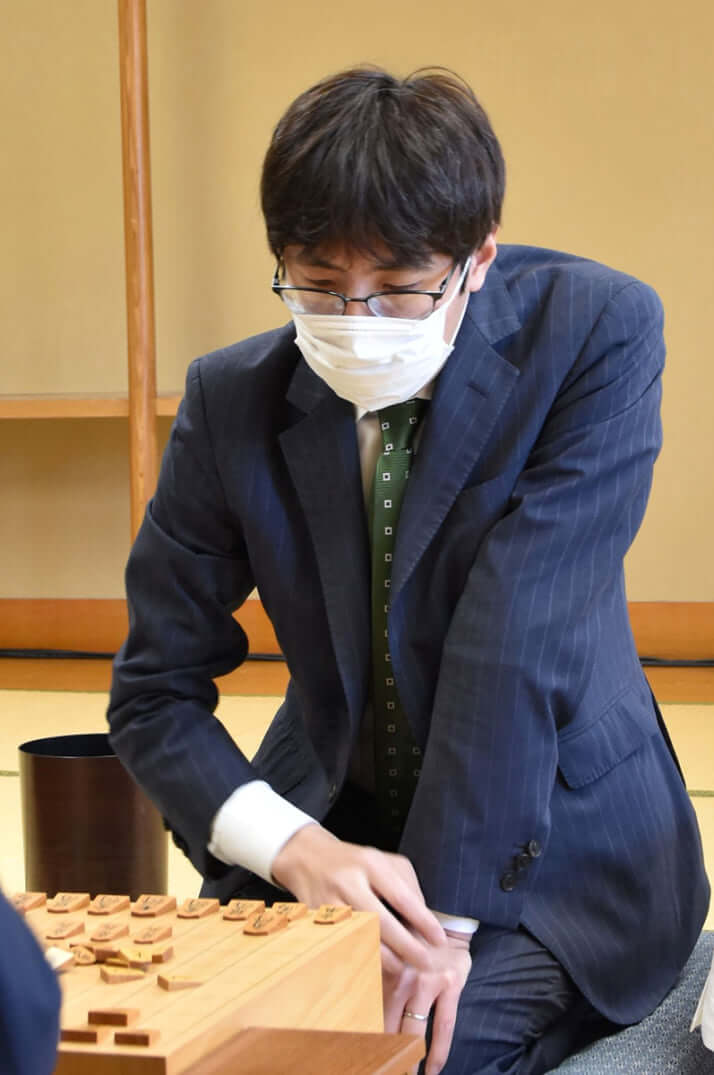粟野さん将棋プレーオフ_5