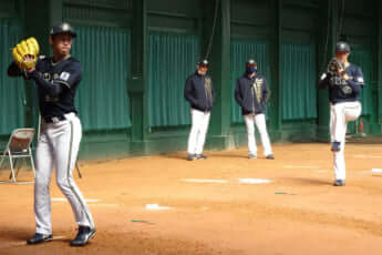 斉藤・日高・中嶋監督・小林2軍監督