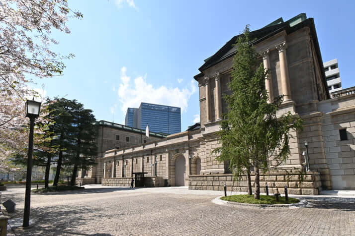 日本銀行