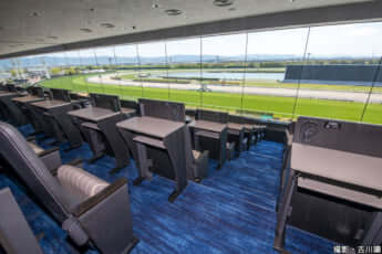 23年15号グラビア 京都競馬場_6