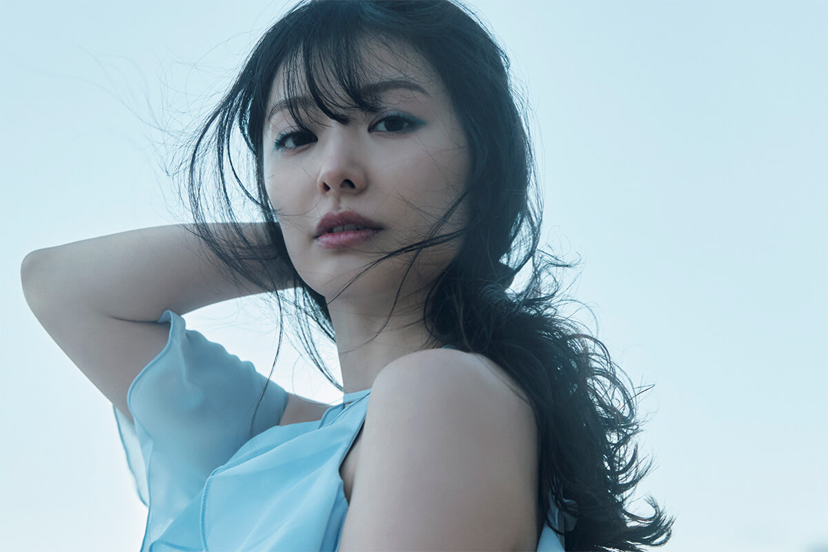 AKB48 武藤十夢 Theater 2018.04 (2) 月別 生写真 清々しく チュウ