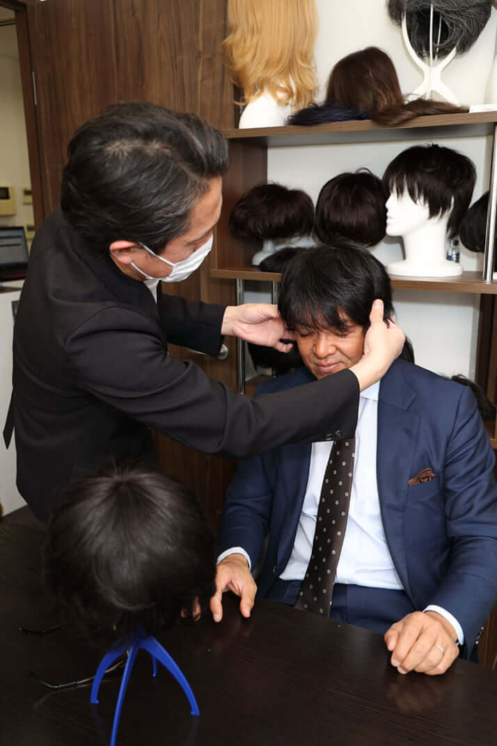 堀井学