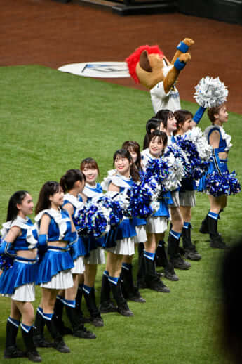 23年18号グラビア ジンギスカンダンス_6