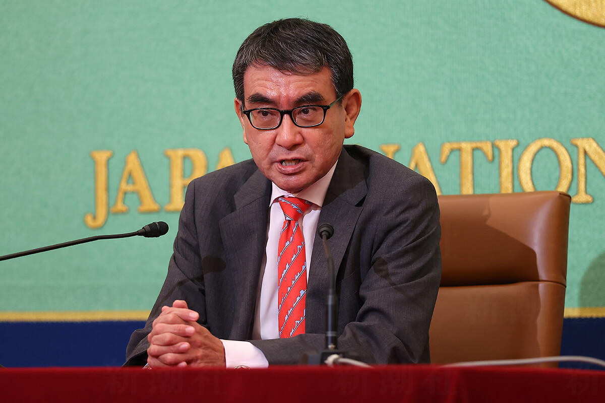 「マイナ保険証を使わない人への嫌がらせ」　マイナ推進なら「保険証廃止」で医療情報の「誤ひもづけ」問題も | デイリー新潮