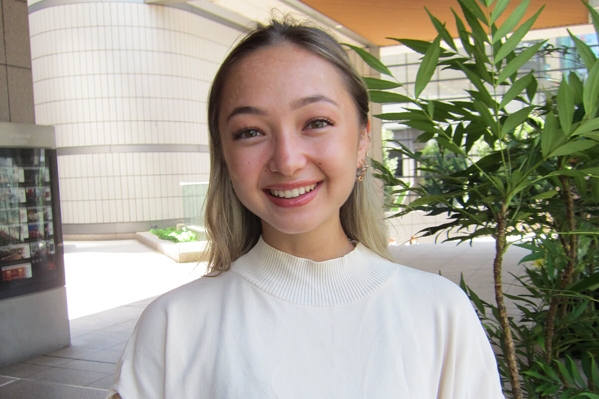 倉沢 淳美 娘