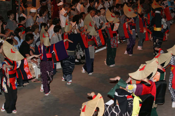 伝統芸能の西馬音内盆踊りその2