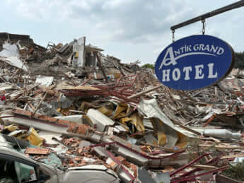 トルコ大地震25