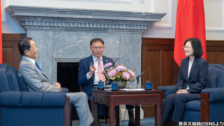 蔡英文、麻生太郎