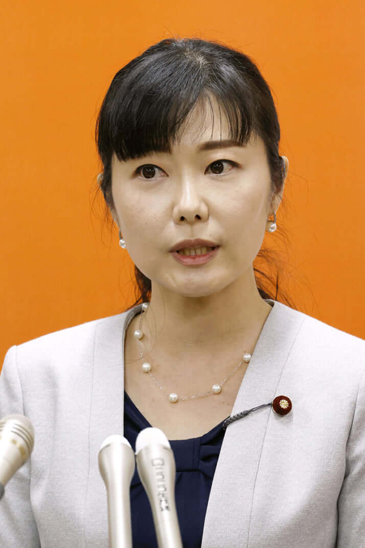 加藤鮎子