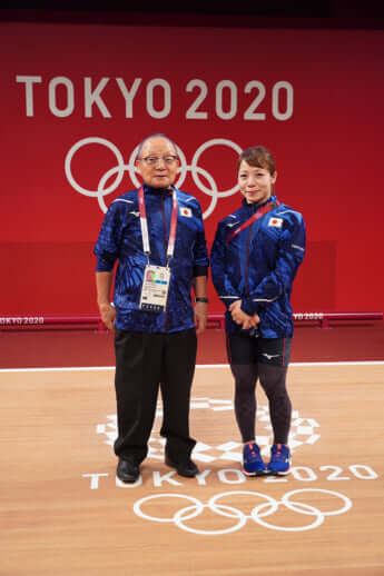 三宅宏実、三宅義行