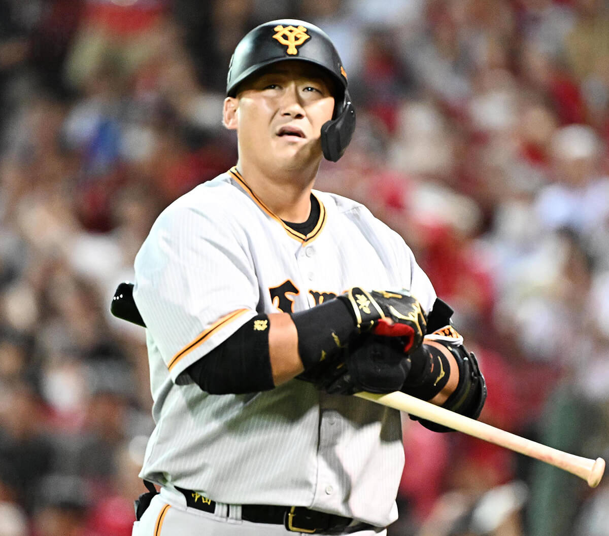 立浪監督の中田翔（34）へのラブコールに、ハシゴ外しの“陰謀説