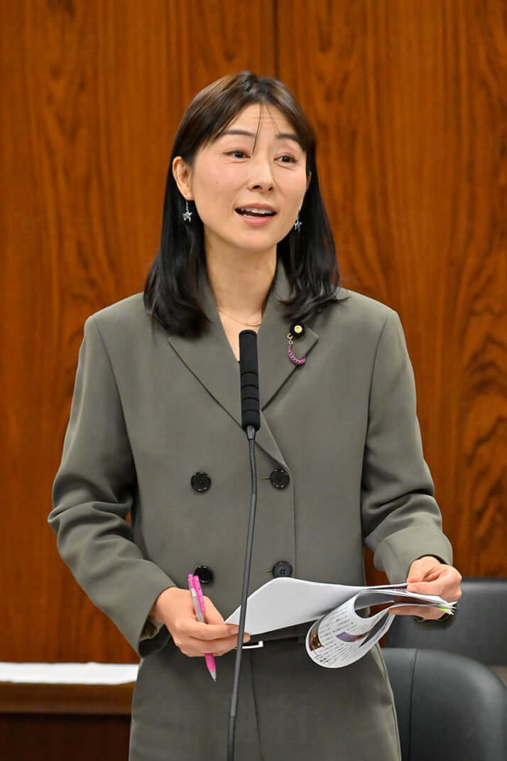 塩村文夏