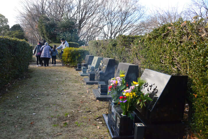 宮澤節子さんら一行