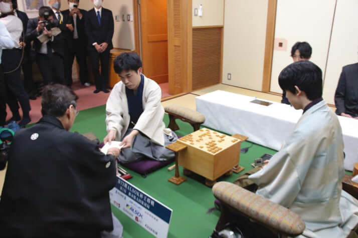 粟野さん王将戦第1局_9