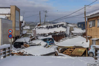 雪が積もった被災地