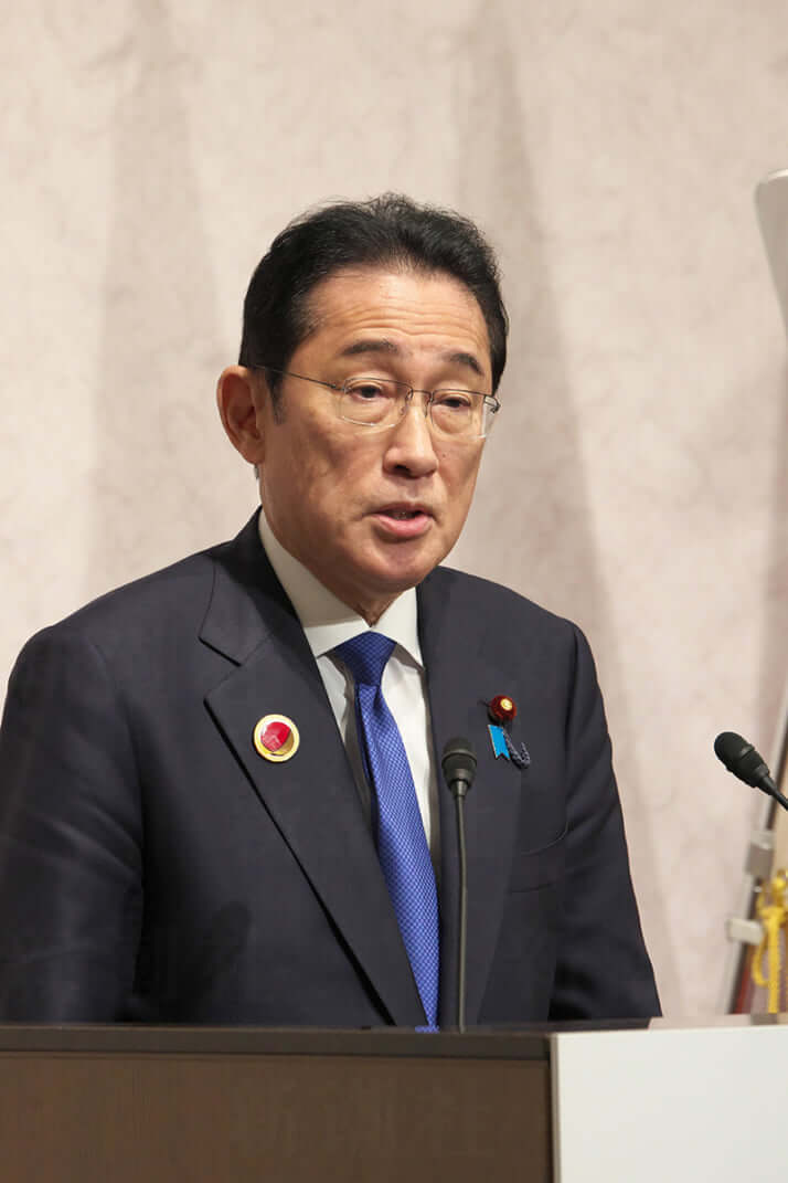 岸田文雄