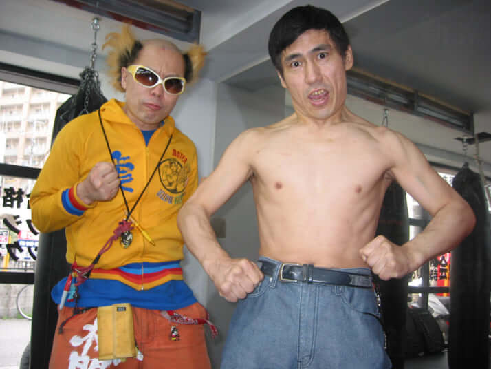 南部虎弾、エスパー伊東