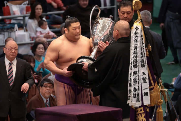 尊富士