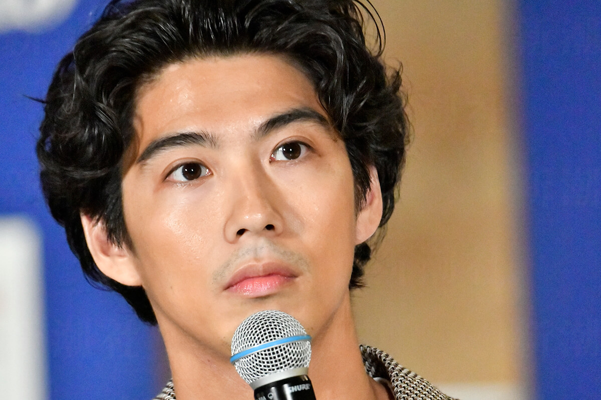 限定セット】賀来賢人さん掲載3ページセット