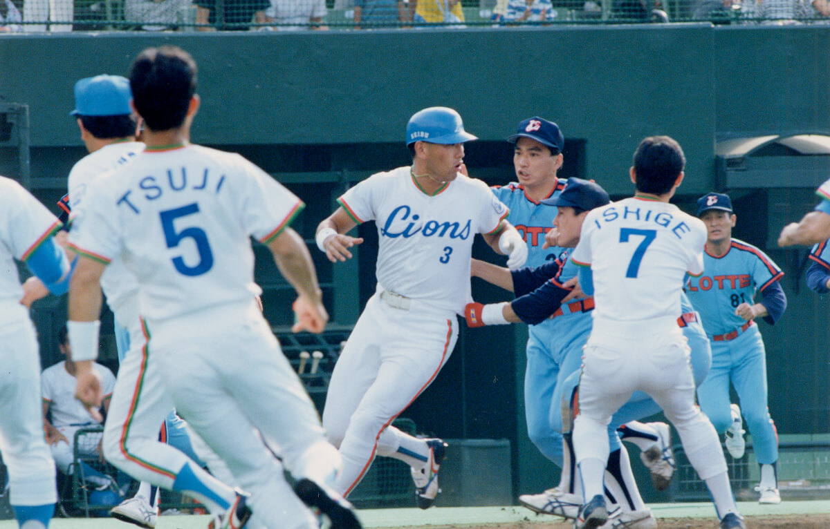 忘れがたき“平成の大乱闘”清原和博VS平沼定晴…自宅の窓ガラスが割