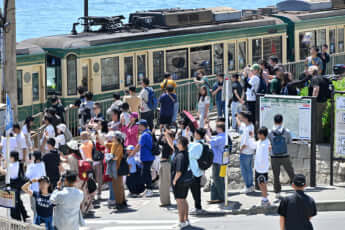 24年18号グラビア オーバーツーリズム_2