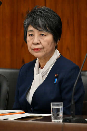 上川陽子