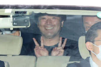 黒川敦彦