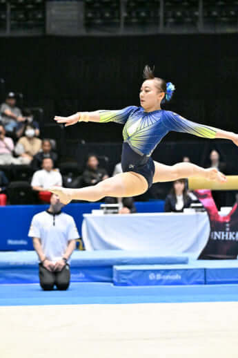 24年20号グラビア 体操女子日本代表_4