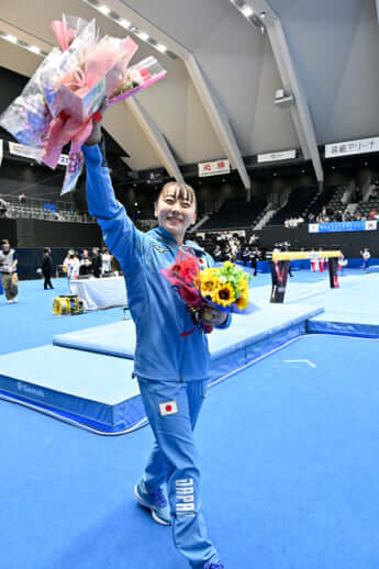 24年20号グラビア 体操女子日本代表_7