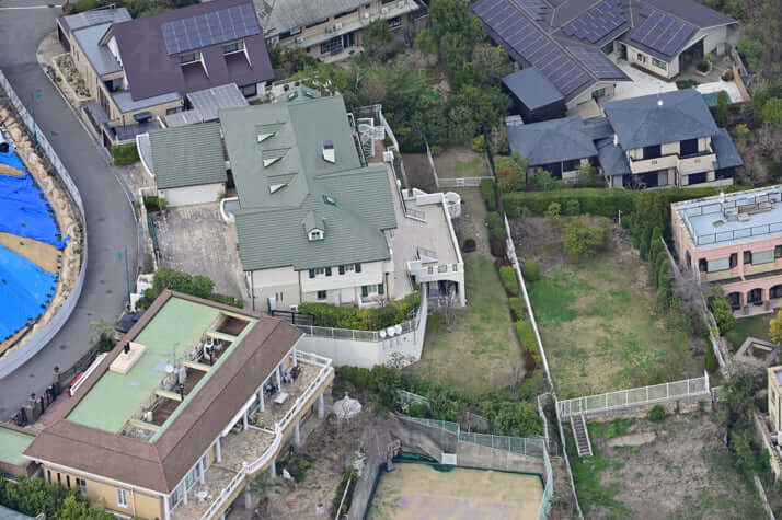 ブルーレット御殿