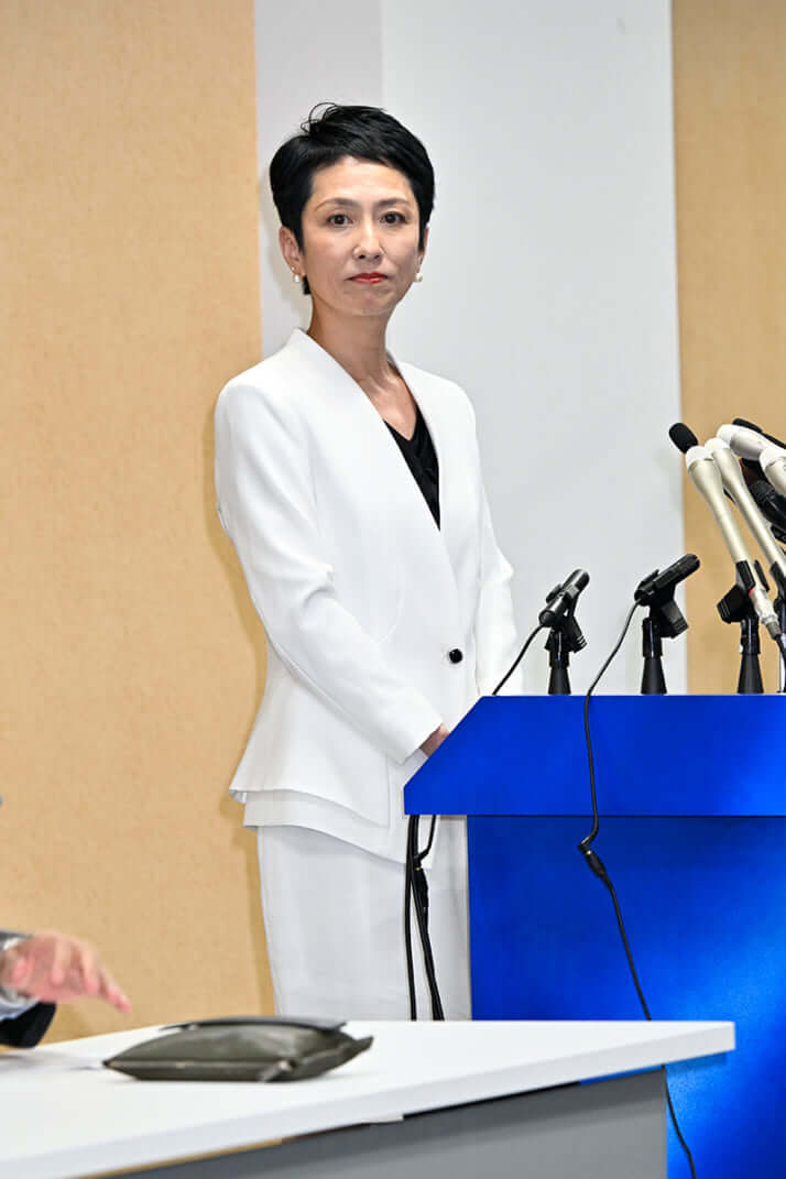 蓮舫
