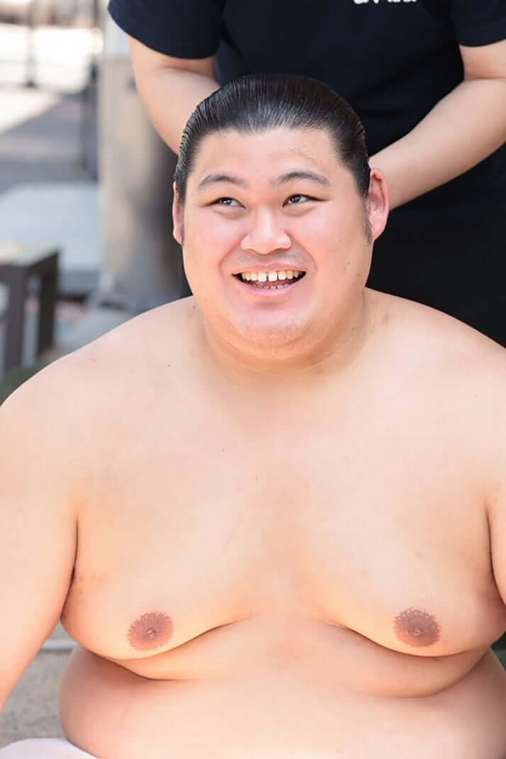 大の里