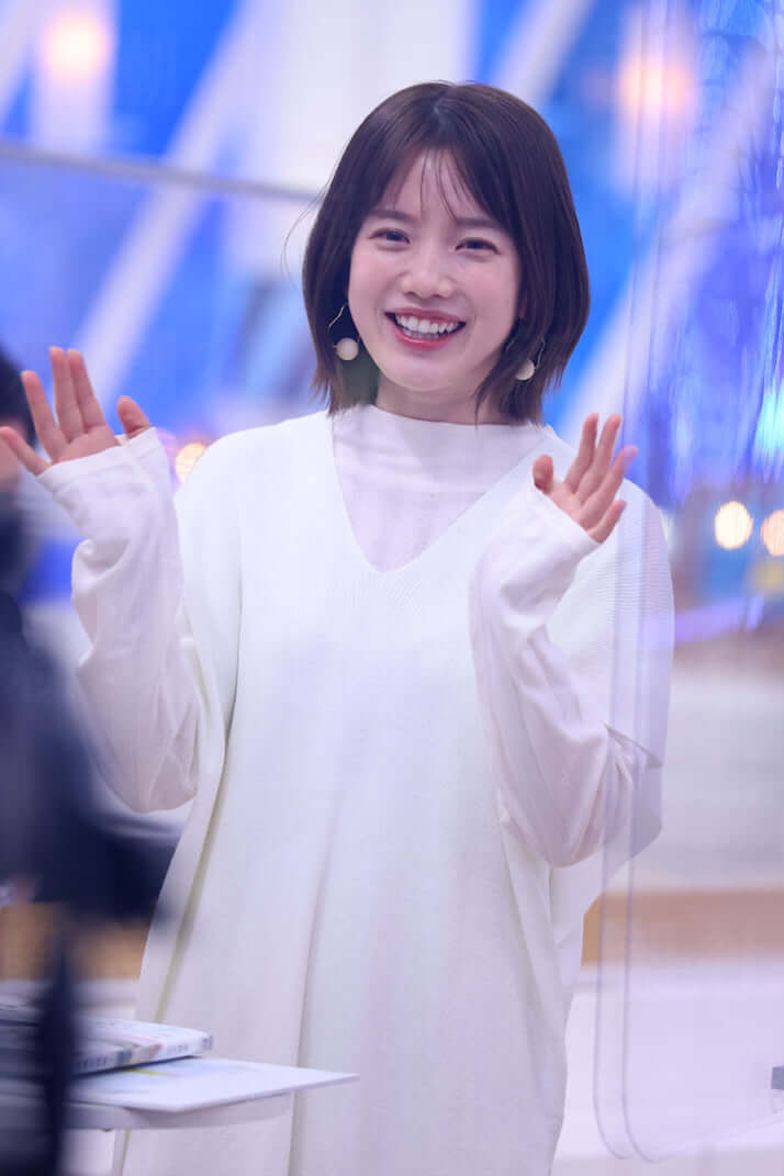 弘中綾香