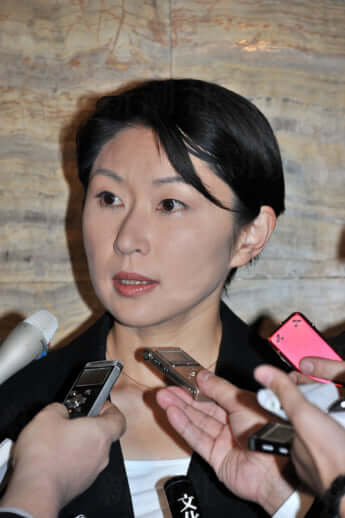 小渕優子