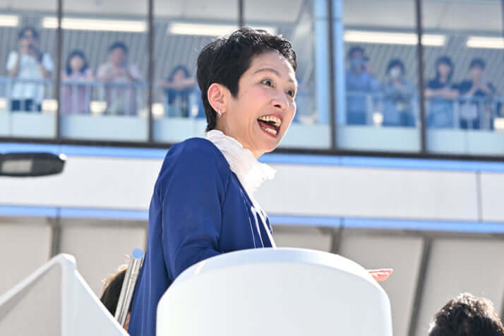 蓮舫