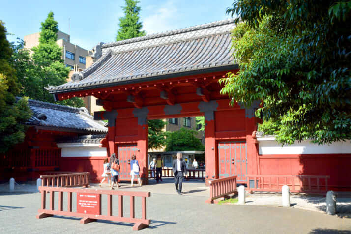 東京大学（赤門）