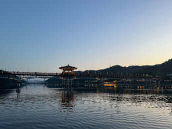 2003年に開通した月影橋