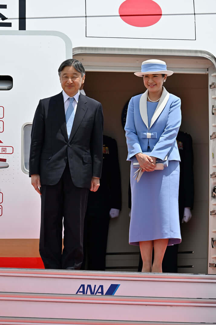 25号グラビア 天皇陛下_4