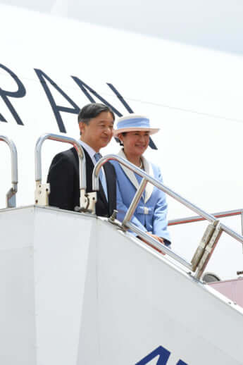 25号グラビア 天皇陛下_6