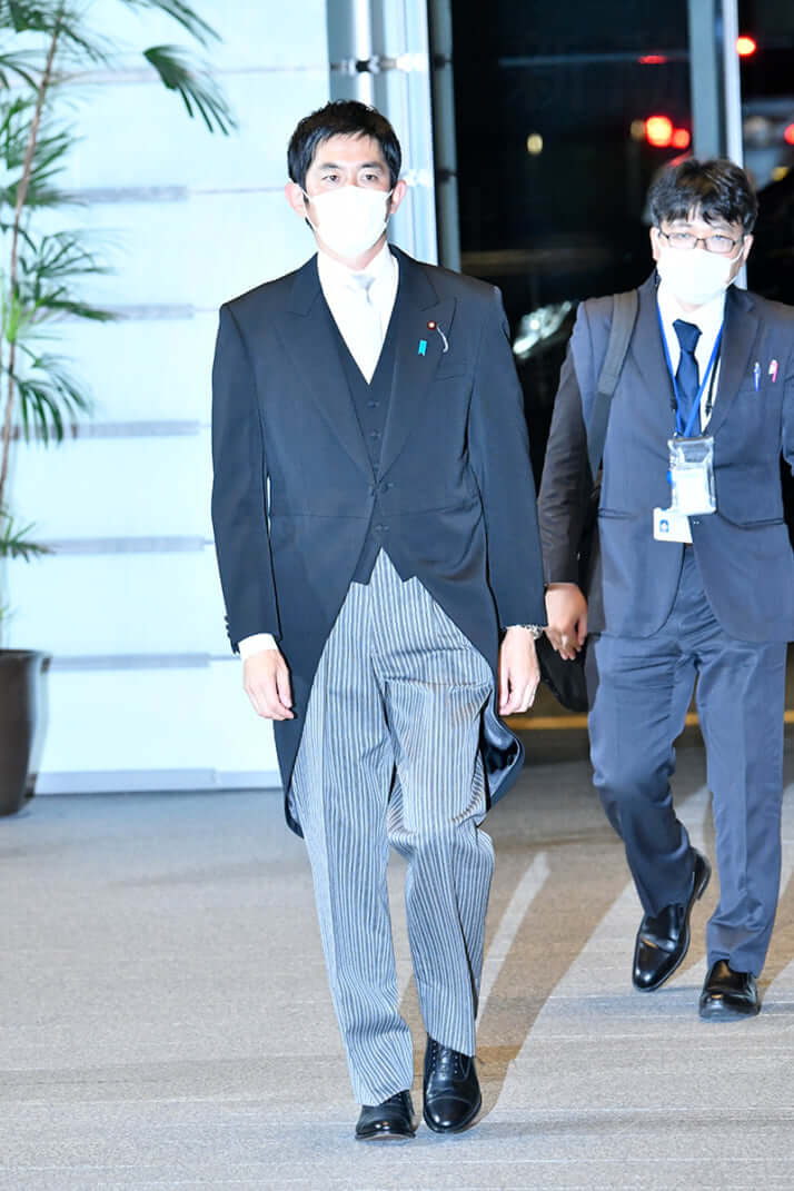 小林鷹之