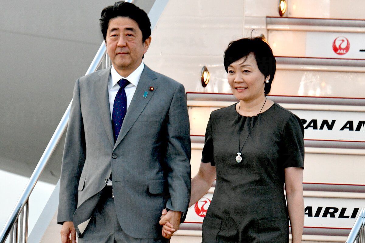 号泣SPをかばった安倍昭恵さん 弔問で友人に漏らした「私、本当に