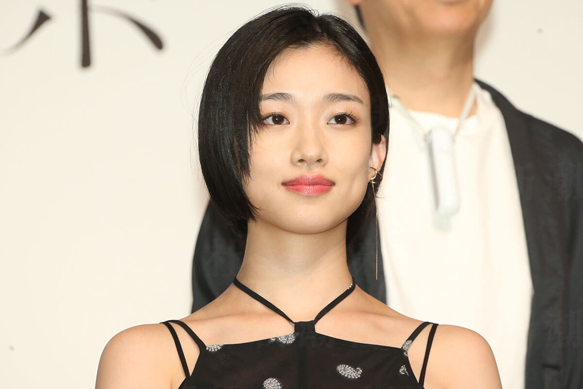 創価 学会 女優