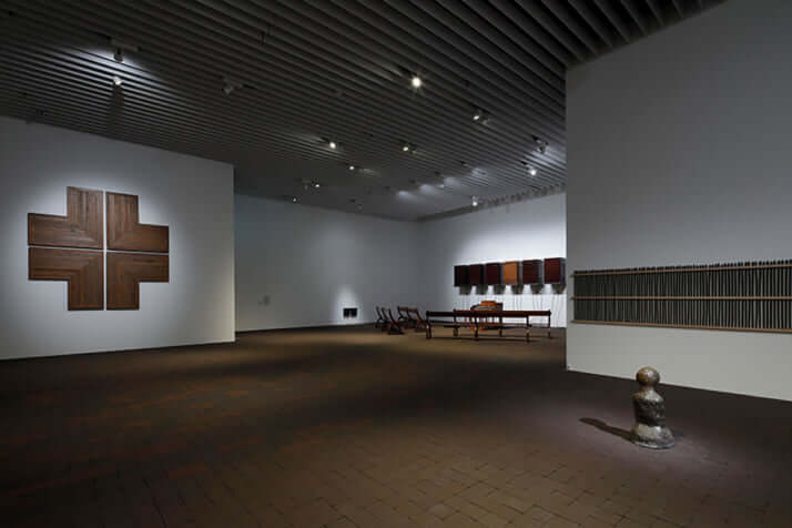 「シアスター・ゲイツ展:アフロ民藝」