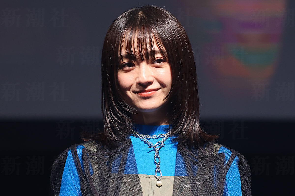 安達祐実のナイショ話: 超人気 (マイ・ブック) | 安達祐実を